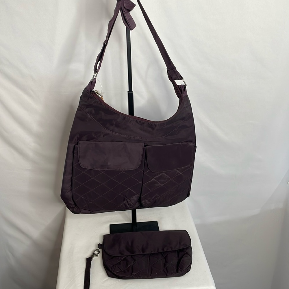 Gold‎ Coast quilted handbag with wristlet purple crossbody